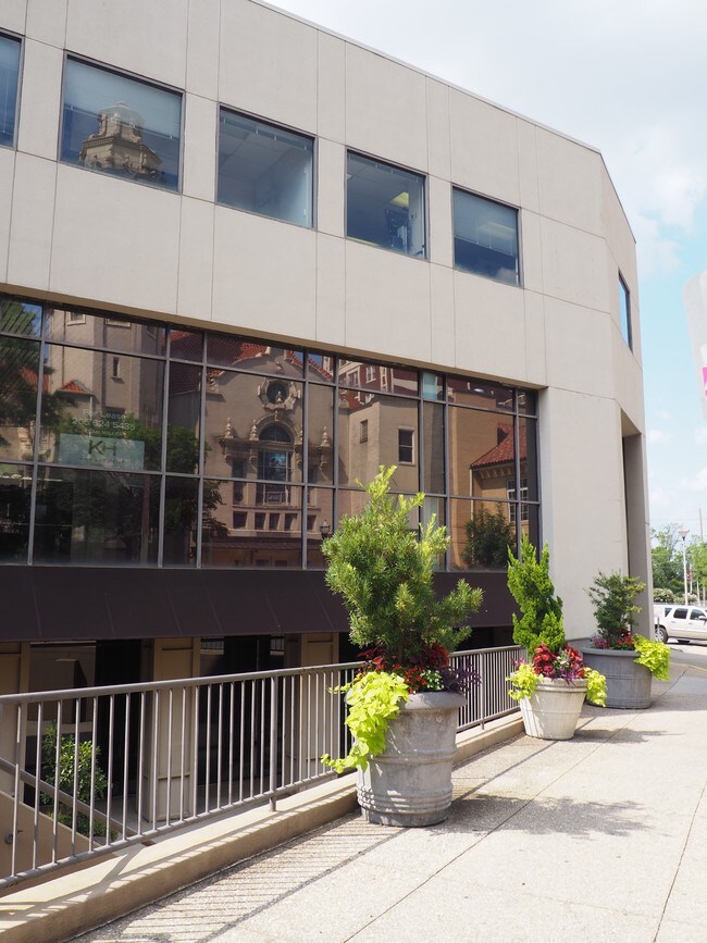 Plus de détails pour 2012 Magnolia Ave S, Birmingham, AL - Commerce de détail à louer