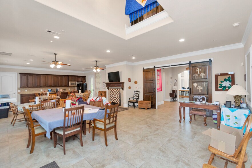26250 Riley Rd, Waller, TX à vendre - Photo intérieure - Image 2 de 36