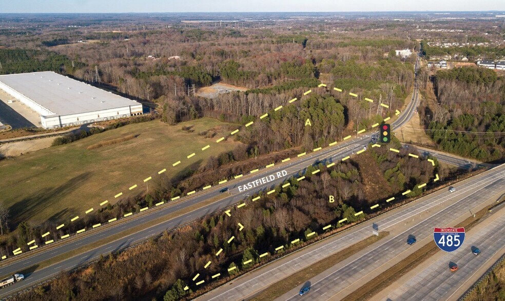 Eastfield Rd & Independence Hill Rd, Huntersville, NC à vendre - Photo du bâtiment - Image 2 de 4