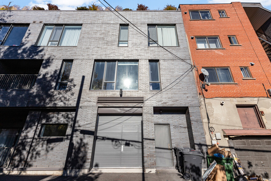 7396-7398 Rue Saint-Hubert, Montréal, QC à louer - Photo du bâtiment - Image 3 de 33