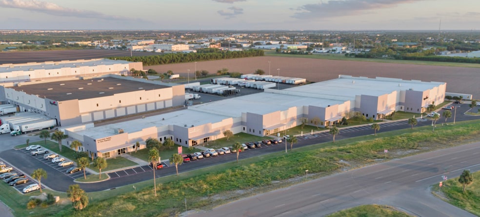 1501 N International Blvd, Hidalgo, TX for lease - Building Photo - Image 2 of 4