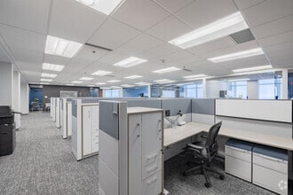 755 W Big Beaver Rd, Troy, MI for lease Interior Photo- Image 2 of 14