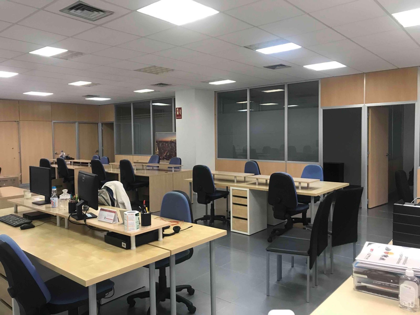 Office in San Sebastián de los Reyes, Madrid for sale Primary Photo- Image 1 of 3