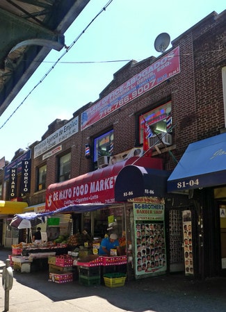 Plus de détails pour 81-06-81-08 Roosevelt Ave, Jackson Heights, NY - Commerce de détail à louer