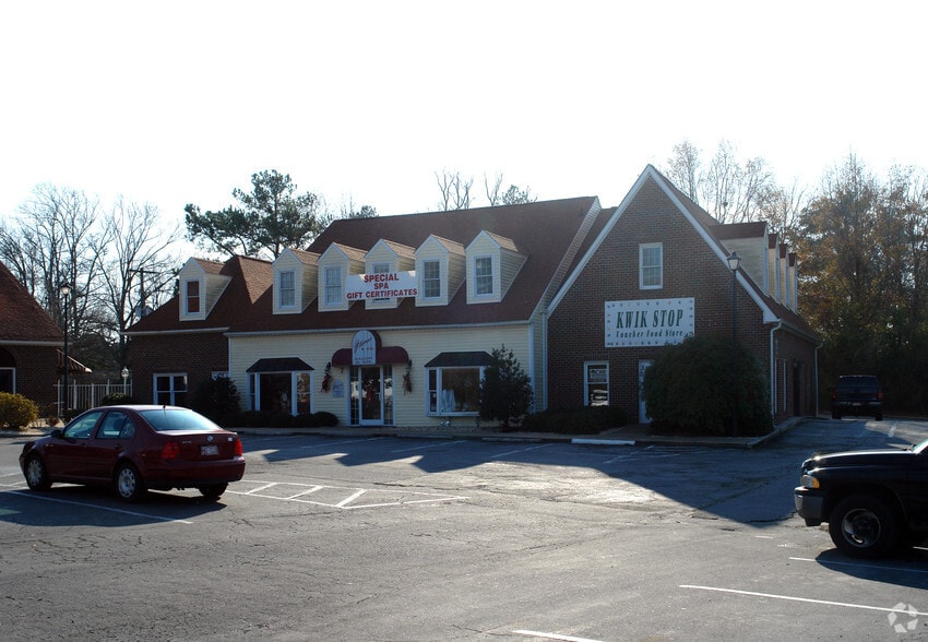 715 Gum Branch Rd, Jacksonville, NC for lease - Building Photo - Image 2 of 2