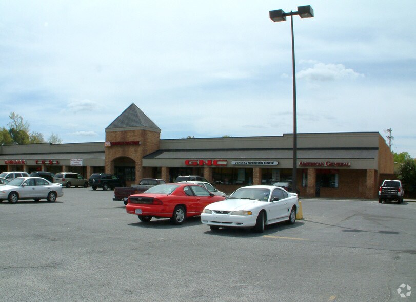 719 W 15th St, Washington, NC à louer - Photo du bâtiment - Image 2 de 4