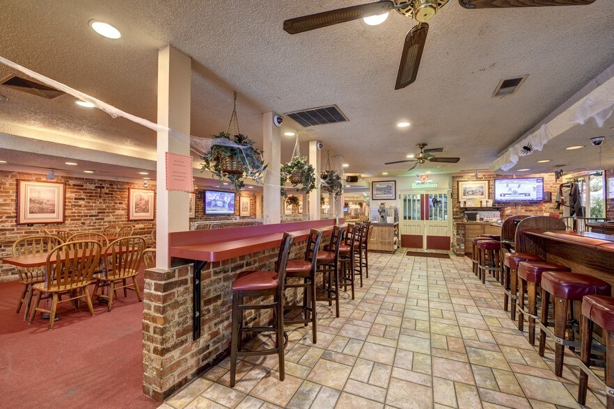 2107 L St, Sacramento, CA à vendre - Photo du bâtiment - Image 2 de 38