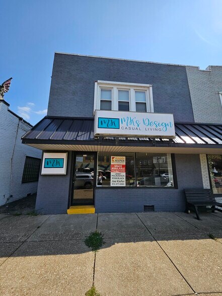 2314 W Franklin St, Evansville, IN à louer - Photo du bâtiment - Image 3 de 12