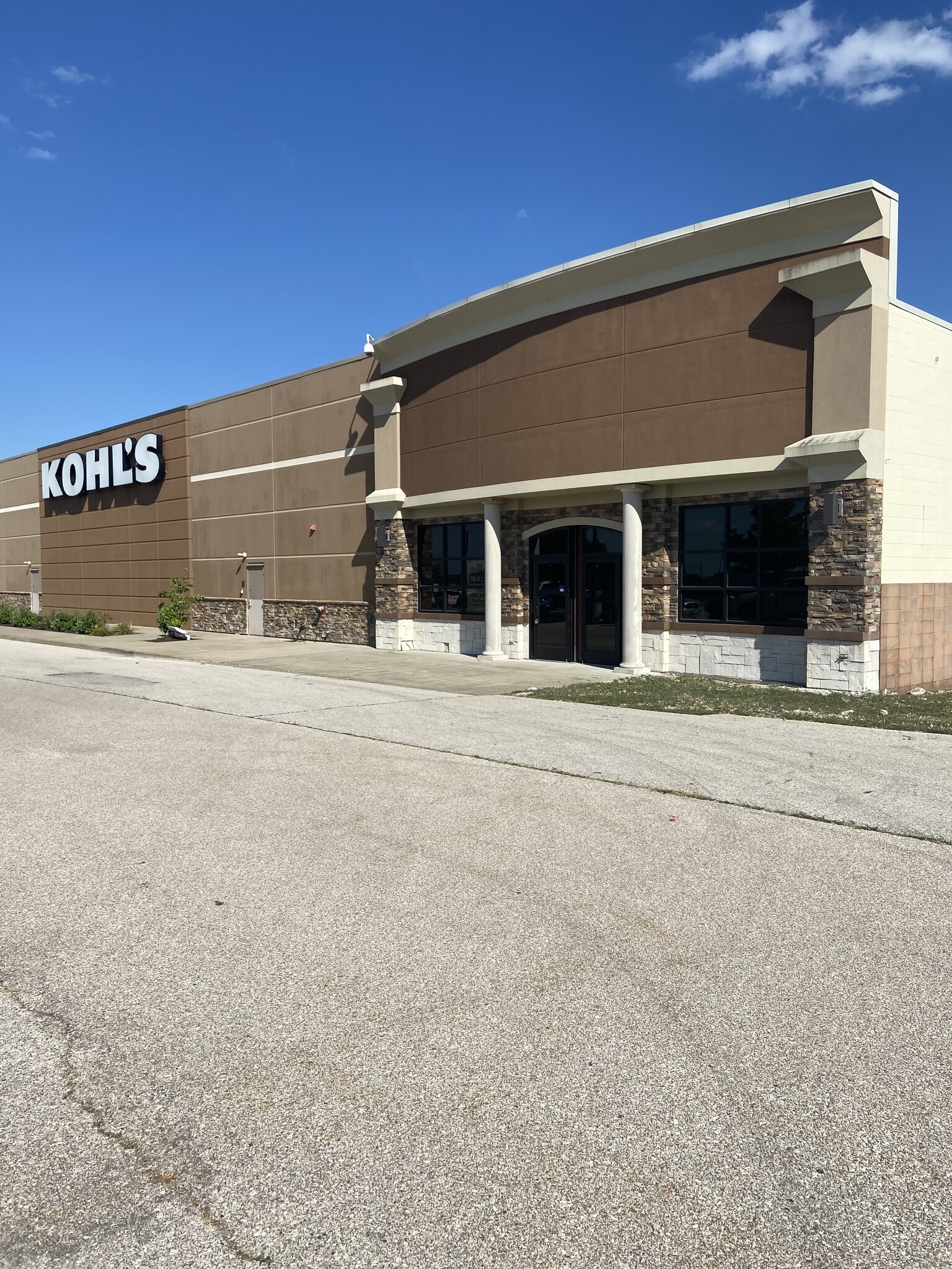 Highway 54 & Osage Beach Pky, Lake Ozark, MO for lease Building Photo- Image 1 of 5