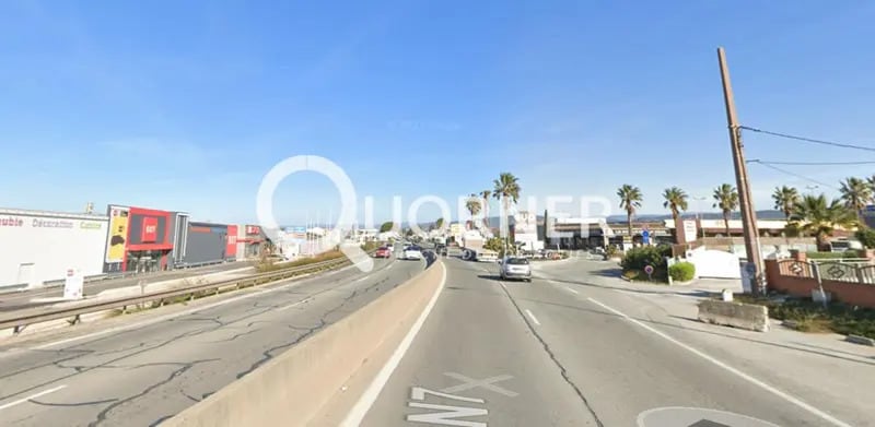 Commerce de détail dans Puget-sur-Argens à louer - Aérien - Image 3 de 4