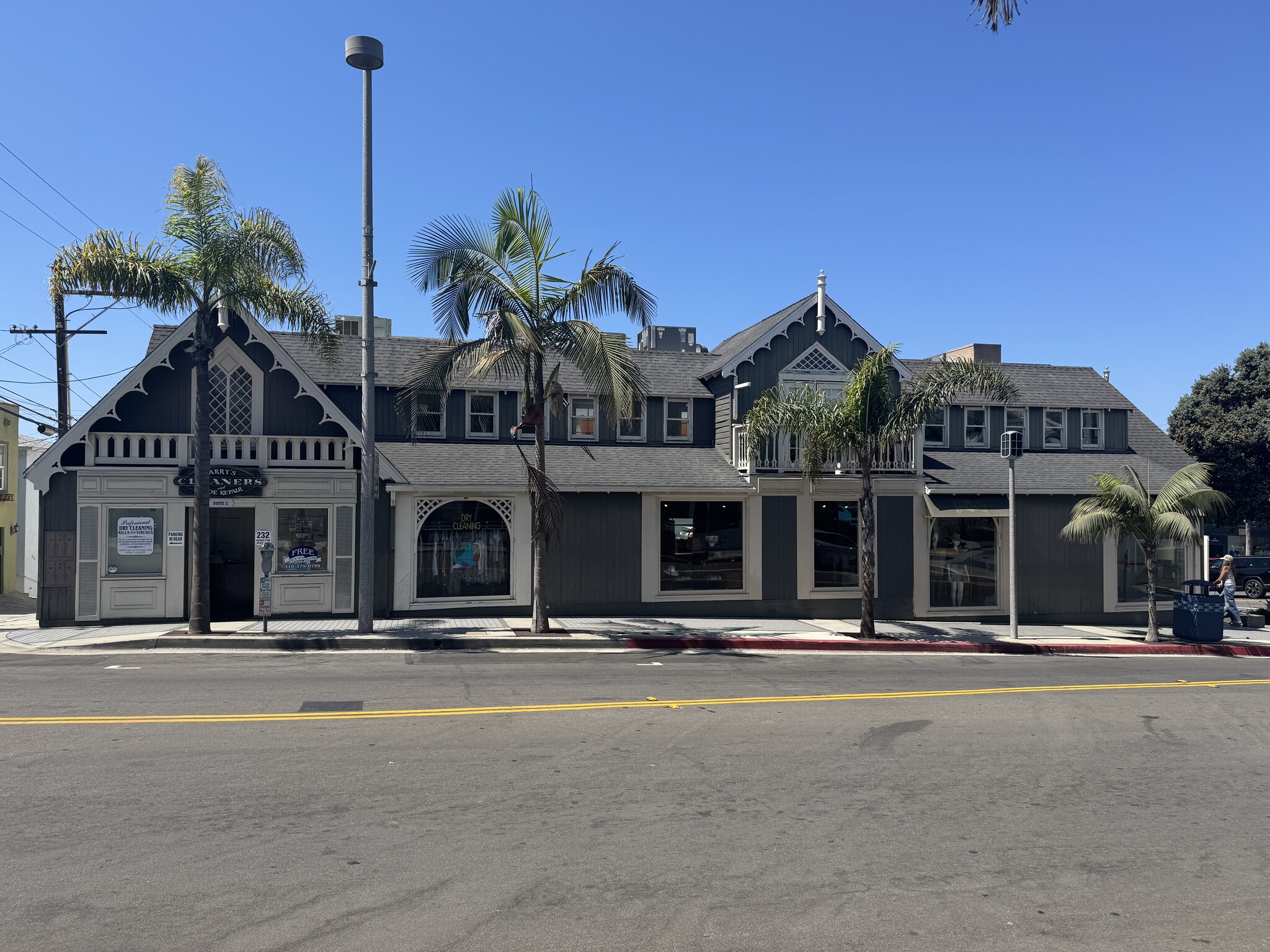 232 Manhattan Beach Blvd, Manhattan Beach, CA for lease Building Photo- Image 1 of 4