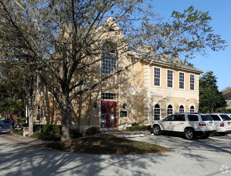 203 Lookout Pl, Maitland, FL à louer - Photo principale - Image 1 de 4