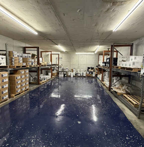 2506 Colley Ave, Norfolk, VA for sale - Interior Photo - Image 3 of 14
