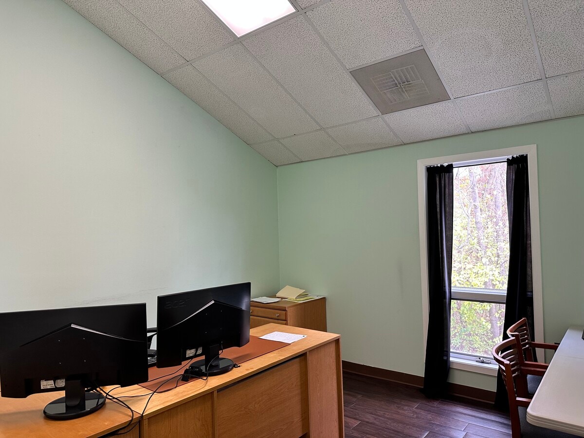 115 US Highway 46, Mountain Lakes, NJ 07046 - Unité C23 -  - Photo intérieure - Image 2 of 7