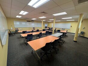 55-67 Middle St, Lowell, MA à louer Photo intérieure- Image 2 de 3