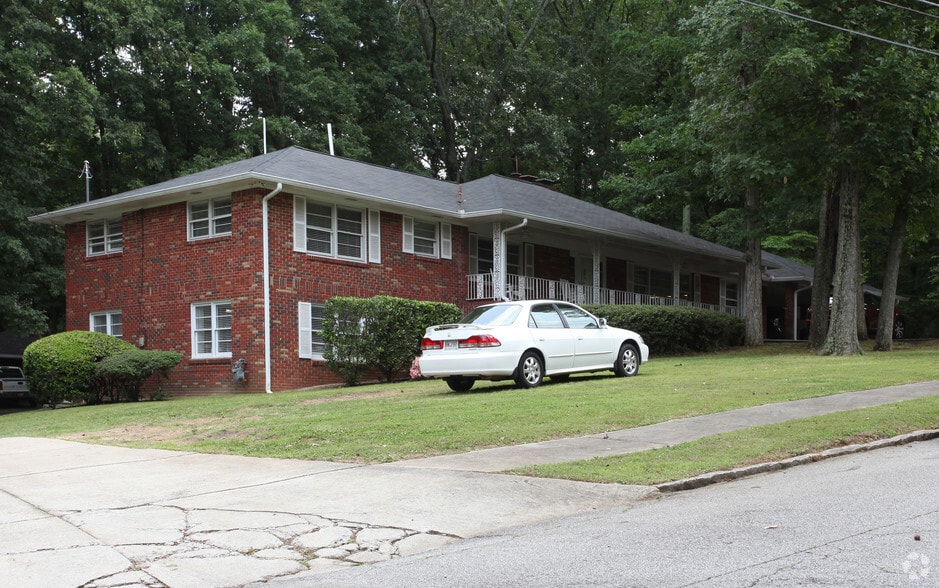 2228 Scenic Dr, Snellville, GA for sale - Building Photo - Image 3 of 23