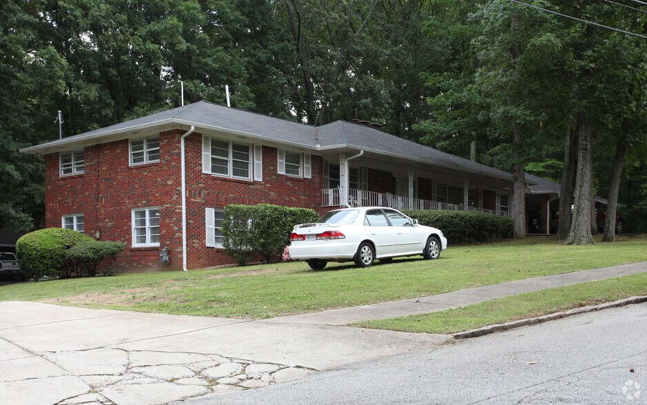 2228 Scenic Dr, Snellville, GA à vendre - Photo du bâtiment - Image 3 de 23