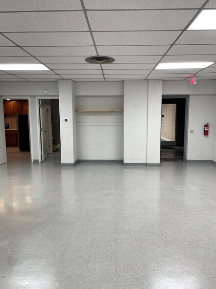 3787 NW Loop 286, Paris, TX for lease - Building Photo - Image 3 of 13