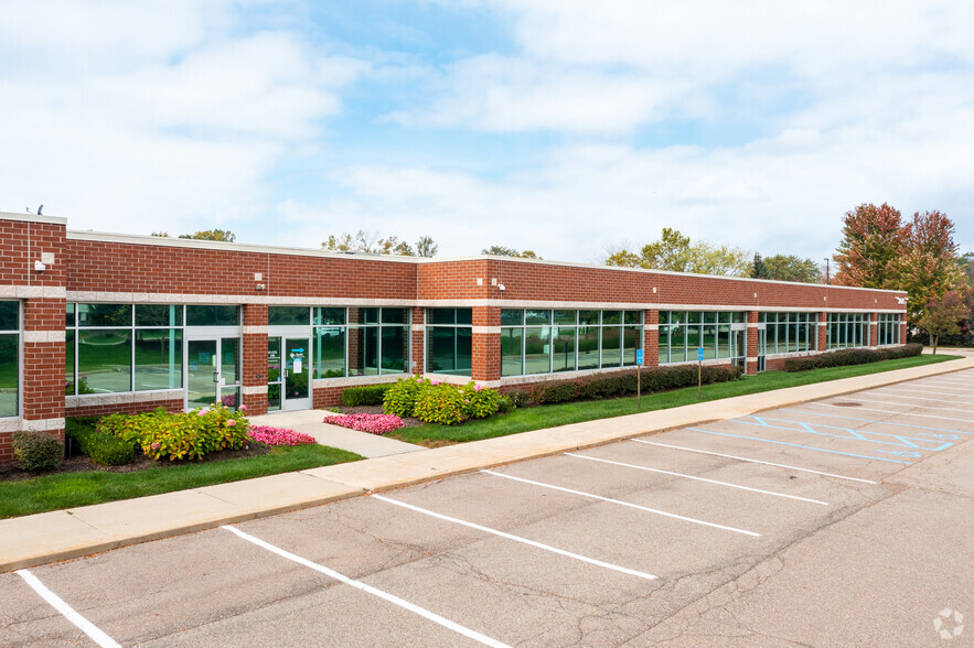 27275 Haggerty Rd, Novi, MI for lease - Building Photo - Image 1 of 12