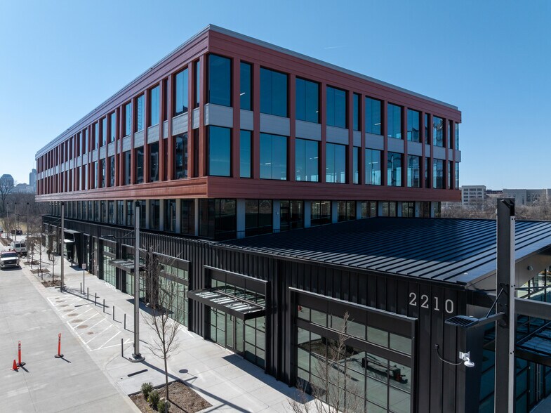 2200 Bowline Ave, Nashville, TN à louer - Photo du bâtiment - Image 1 de 6