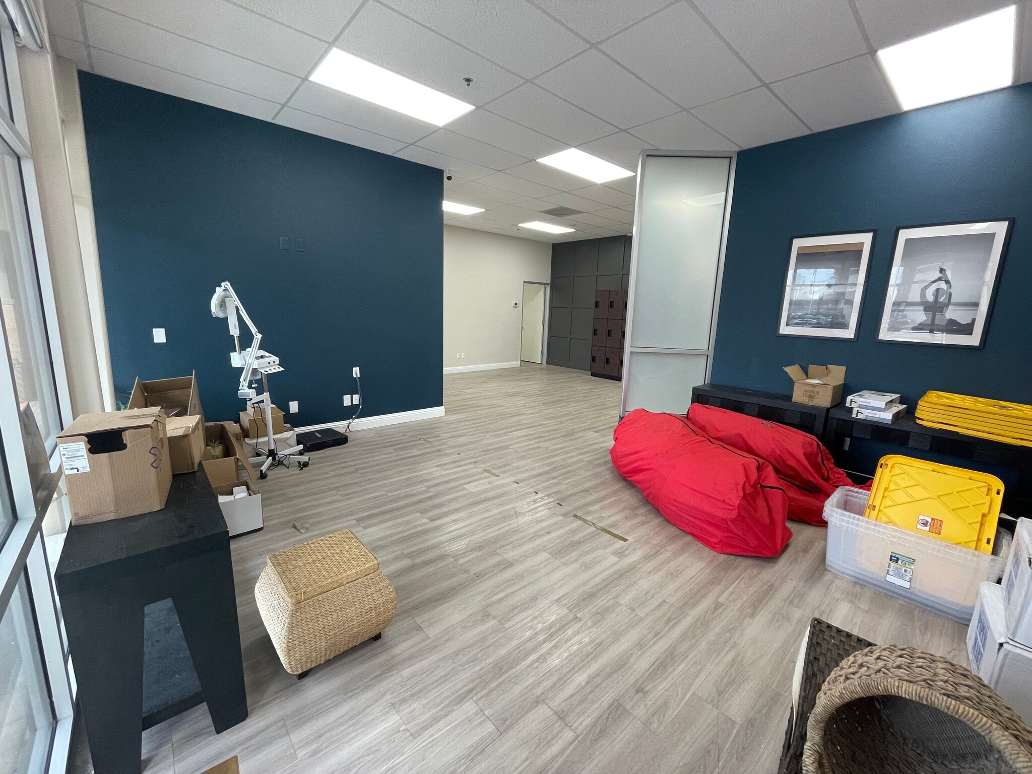 8525 N Cedar Ave, Fresno, CA for lease Interior Photo- Image 1 of 24