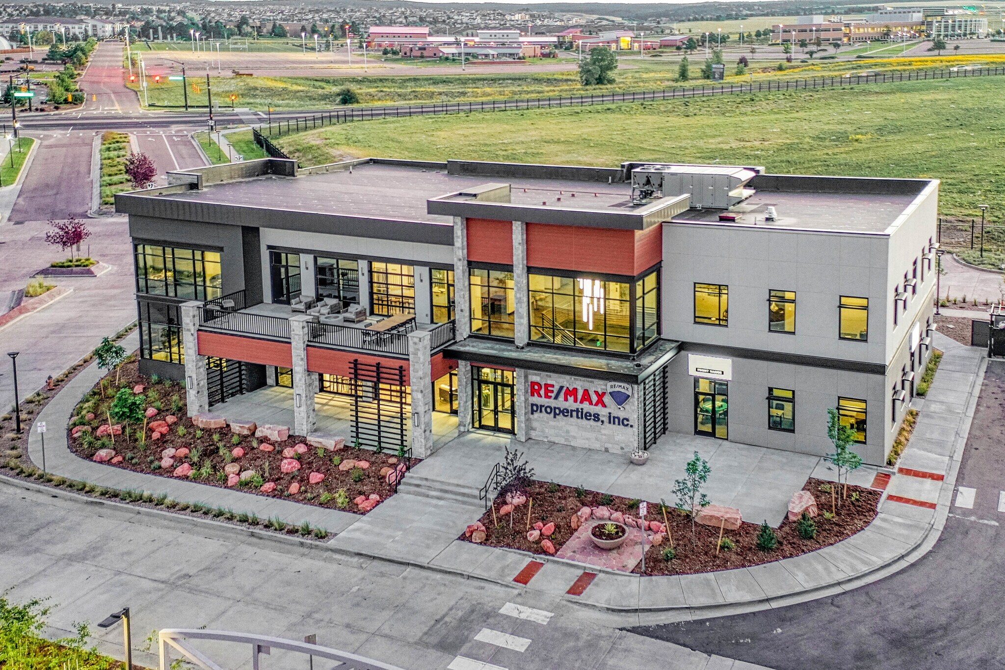 1915 Democracy Pt, Colorado Springs, CO for lease Interior Photo- Image 1 of 10