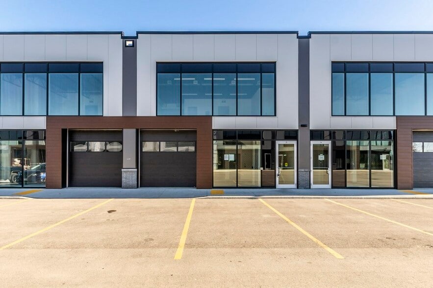 587 Hanlon Creek Blvd, Guelph, ON for lease - Building Photo - Image 2 of 24