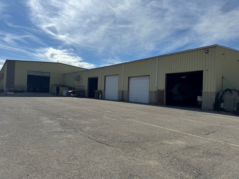 4196 Farm Rd, West Jordan, UT for lease - Building Photo - Image 1 of 3