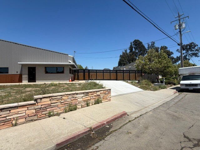3428 Bullock Ln, San Luis Obispo, CA à louer - Photo du bâtiment - Image 2 de 32