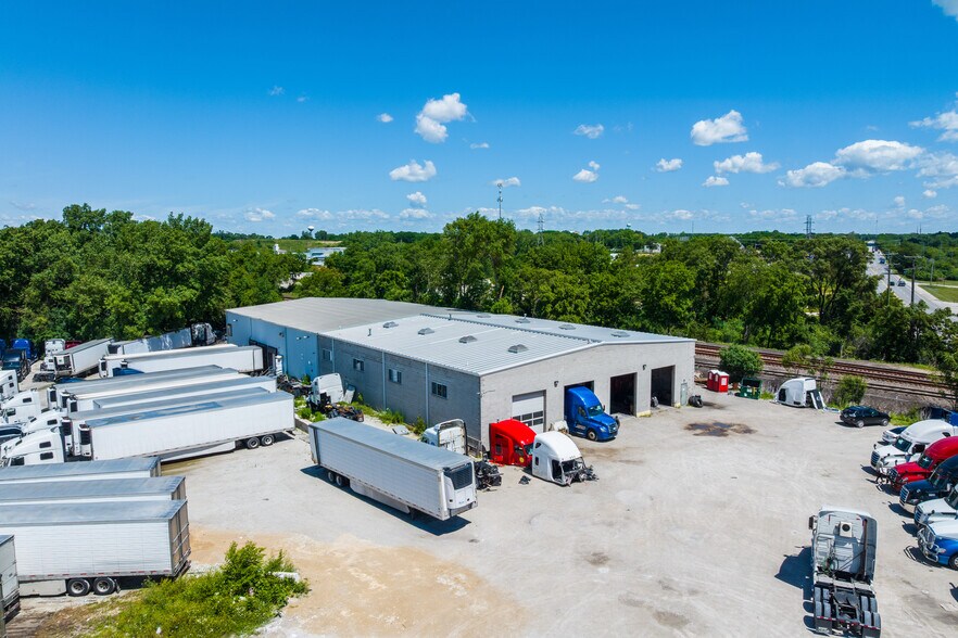 2050 N Broadway St, Crest Hill, IL à vendre - Photo principale - Image 1 de 10