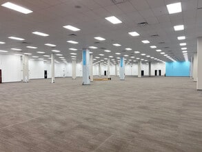 220 W Schrock Rd, Westerville, OH for sale Interior Photo- Image 1 of 10