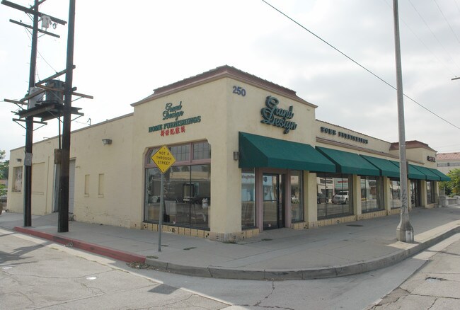 Plus de détails pour 250 S San Gabriel Blvd, San Gabriel, CA - Bureau/Commerce de détail à louer