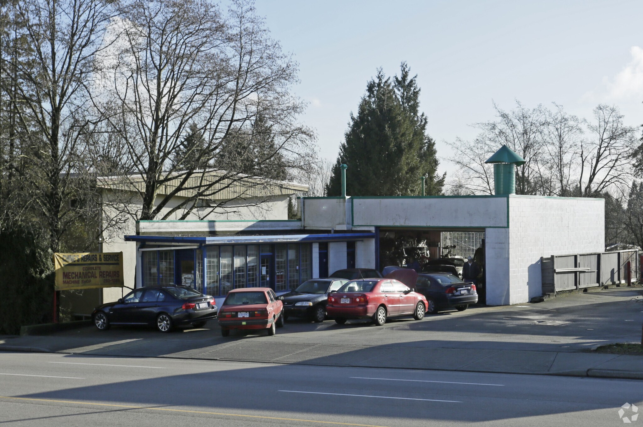 5730 Hastings St, Burnaby, BC à vendre Photo principale- Image 1 de 1