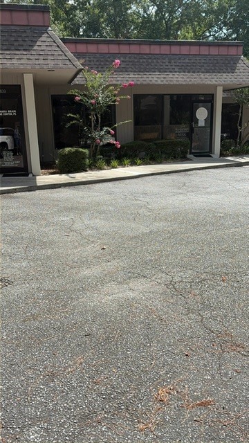 1 Mathews Dr, Hilton Head Island, SC for sale Building Photo- Image 1 of 2