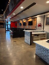 11660 Westheimer Rd, Houston, TX for lease Interior Photo- Image 2 of 10