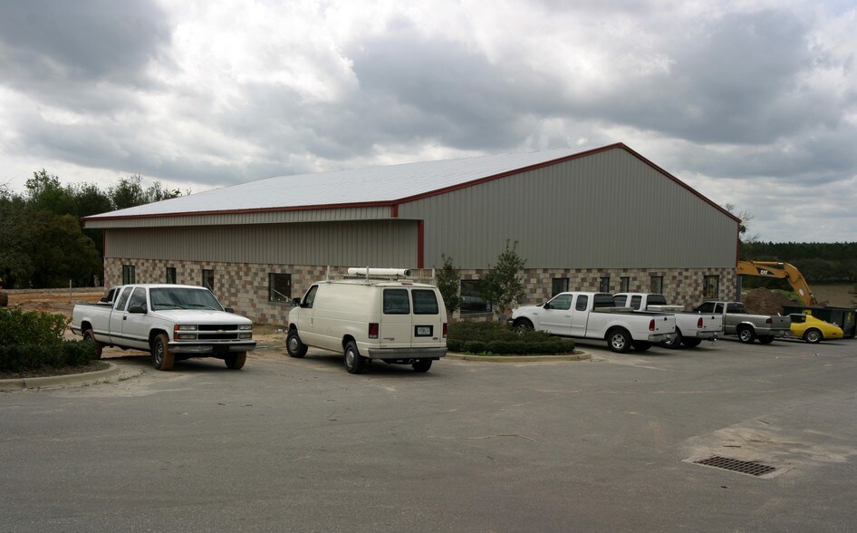 535 Cooper Commerce Dr, Apopka, FL à louer - Photo du bâtiment - Image 3 de 4