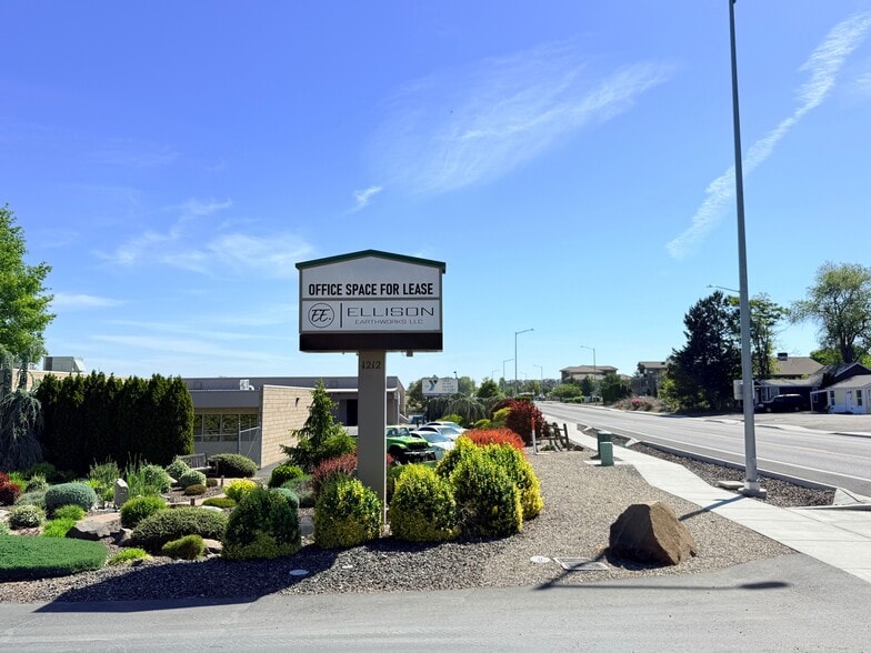 1212 Columbia Park Trl, Richland, WA for lease - Building Photo - Image 3 of 25