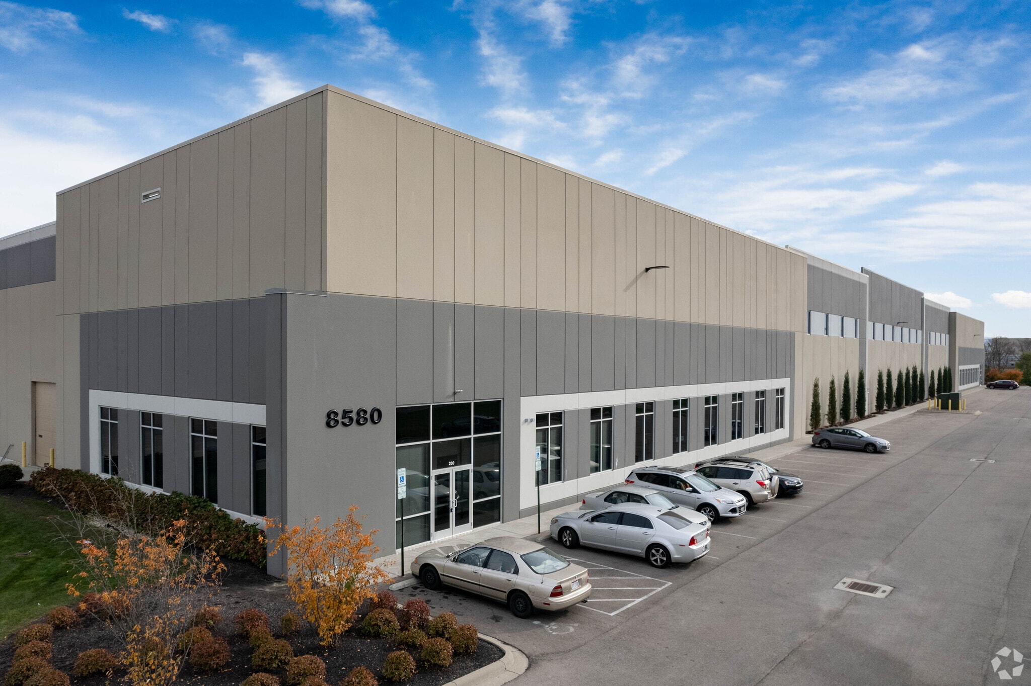 8580 Seward Rd, Fairfield, OH for lease Primary Photo- Image 1 of 6