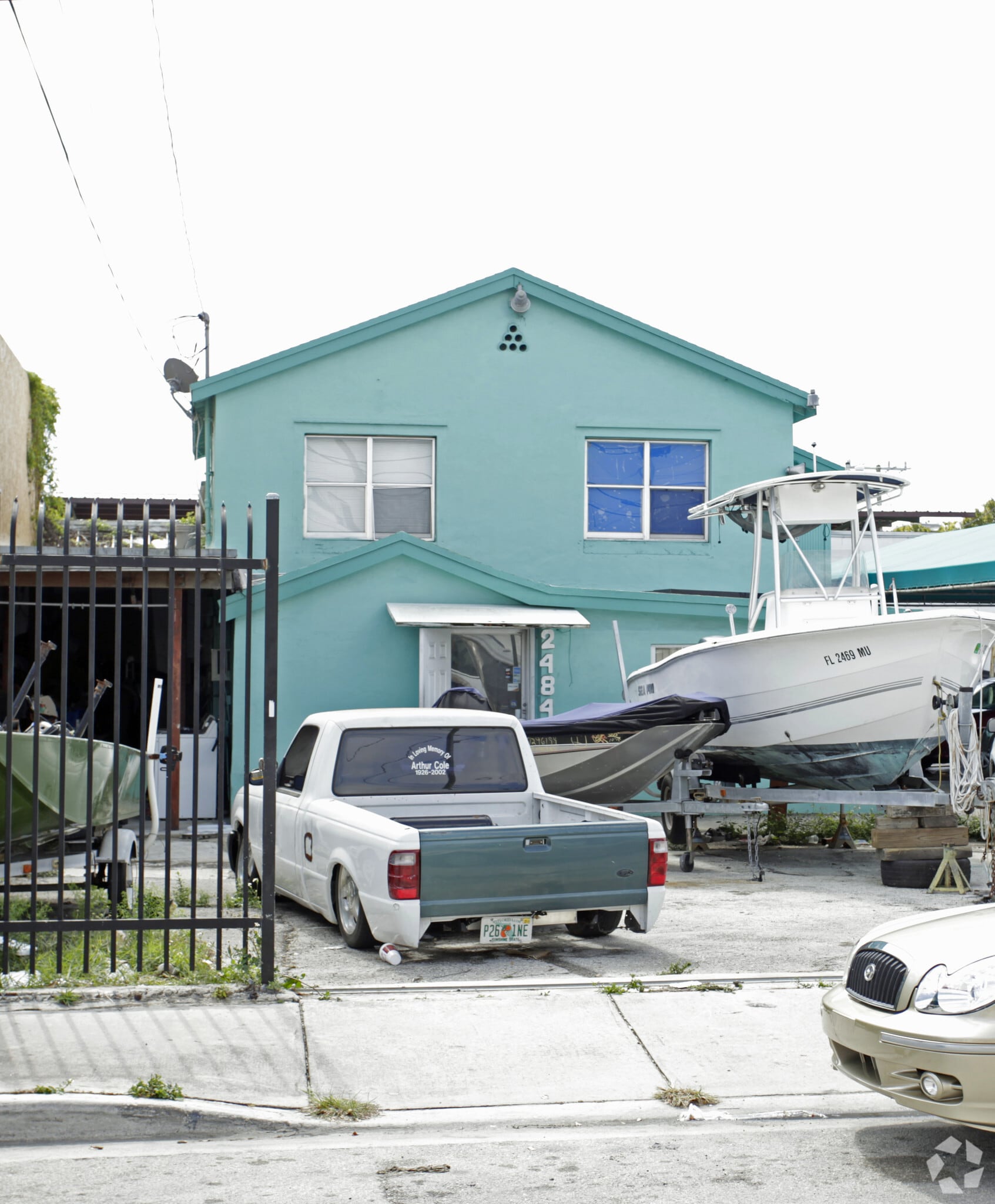 2484 NW 21st Ter, Miami, FL for sale Primary Photo- Image 1 of 4