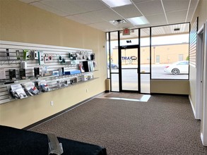 528-560 Indian Boundary Rd, Chesterton, IN for lease Interior Photo- Image 2 of 3