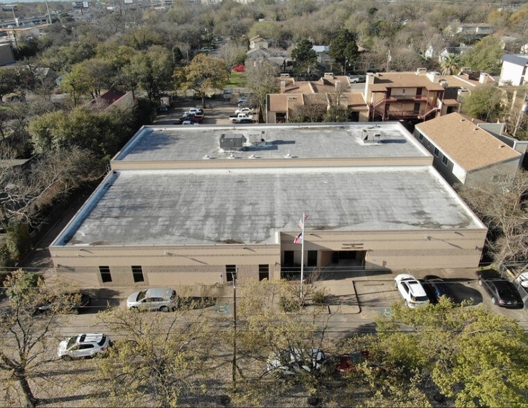929 E 41st St, Austin, TX for lease - Building Photo - Image 2 of 10