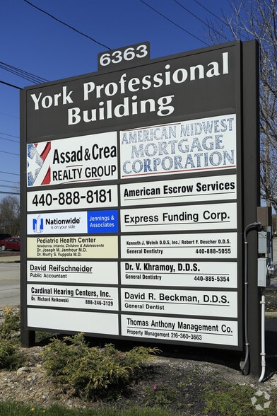 6363 York Rd, Parma Heights, OH for lease - Building Photo - Image 3 of 4