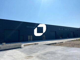 Plus de détails pour 29 Rue Gutenberg, Magny-en-Vexin - Local d'activités à louer