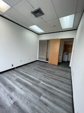 1625 Lemoine Ave, Fort Lee, NJ à louer Photo intérieure- Image 2 de 3