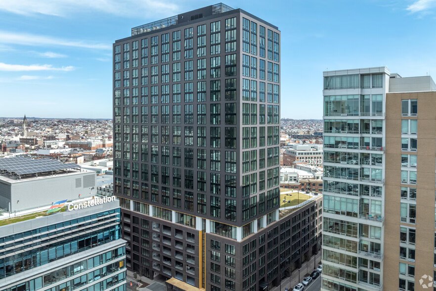 1402 Point St, Baltimore, MD à louer - Photo du bâtiment - Image 2 de 2