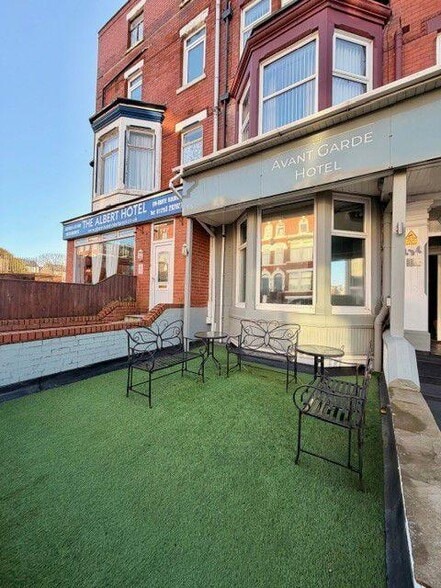 115 Albert Rd, Blackpool à vendre - Photo du bâtiment - Image 2 de 26
