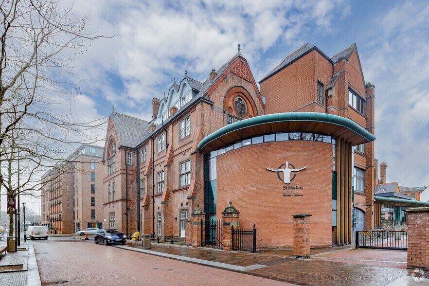 7 Peacock Ln, Leicester à louer - Photo du bâtiment - Image 2 de 3