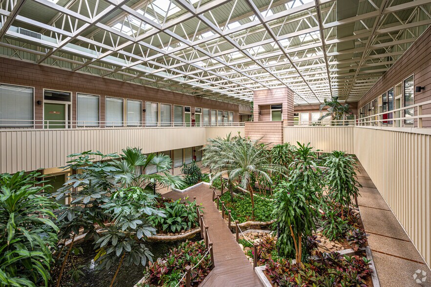 2200 Veterans Memorial Blvd, Kenner, LA à louer - Photo intérieure - Image 1 de 16