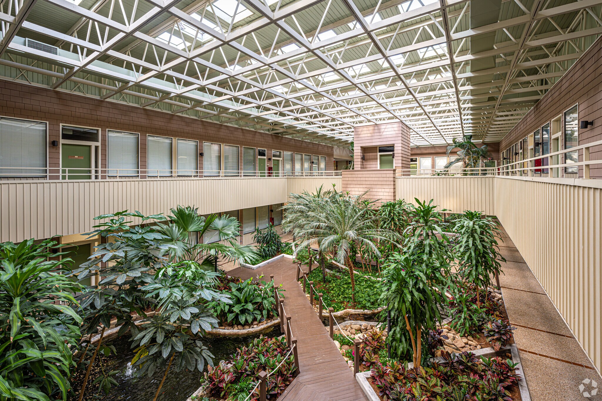 2200 Veterans Memorial Blvd, Kenner, LA for lease Interior Photo- Image 1 of 17