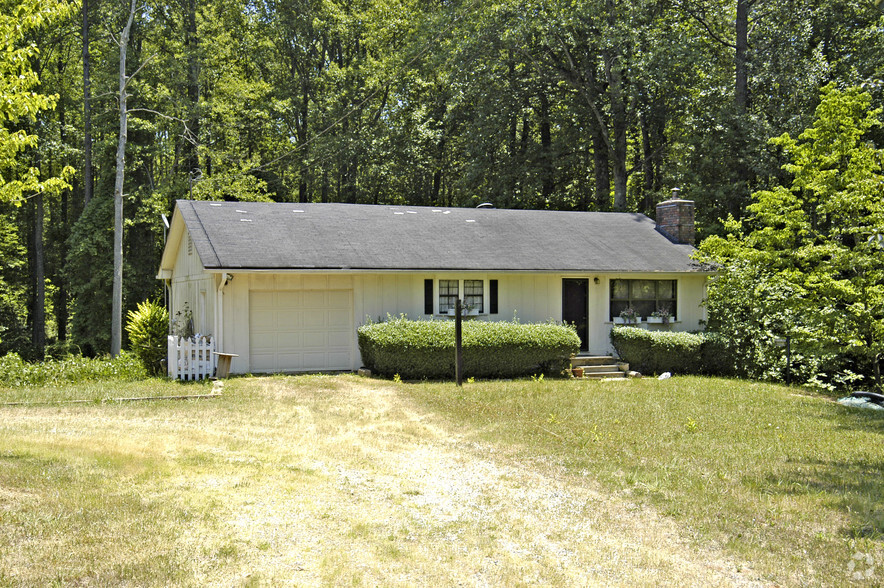 7715 Wilkinson Dr, Gainesville, GA for lease - Building Photo - Image 1 of 7